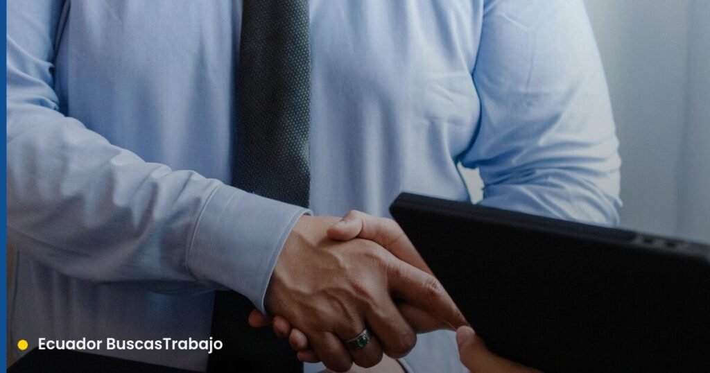 LinkedIn para buscar trabajo en Ecuador: guía práctica